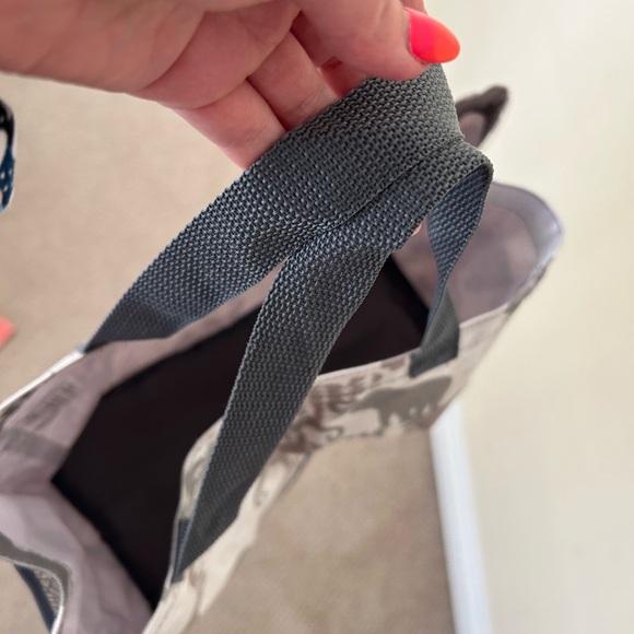 💐Small elephant Diaper/Baby  Caddy - Picture 3 of 3